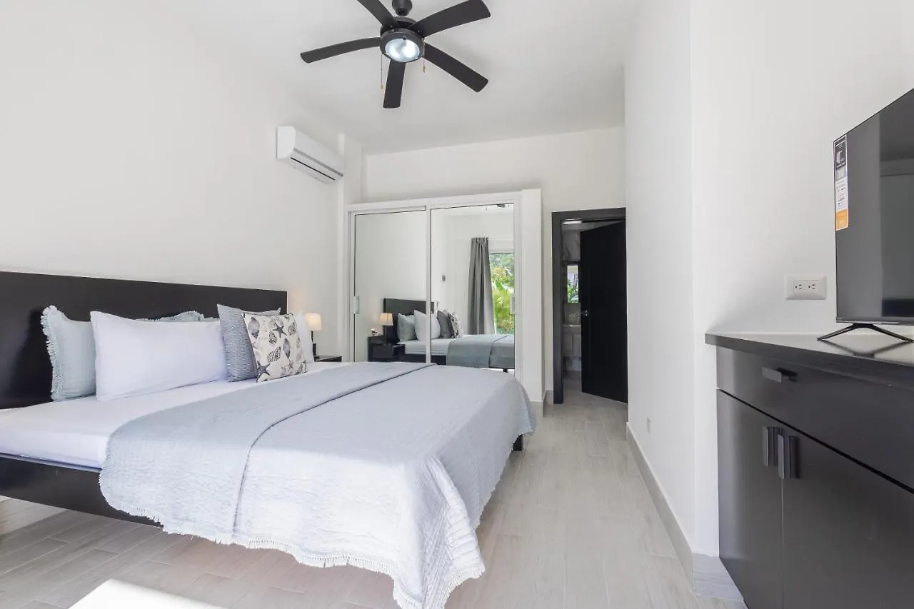 Huge 8-Bedroom Beach Villa With Private Pool - Los Corales Villas Punta Cana 0*,  Dominican Republic