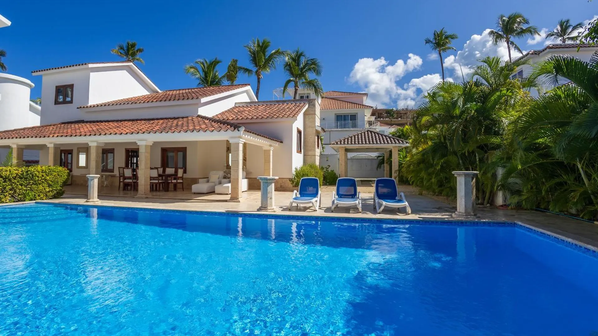 Huge 8-Bedroom Beach Villa With Private Pool - Los Corales Villas Punta Cana 0*,